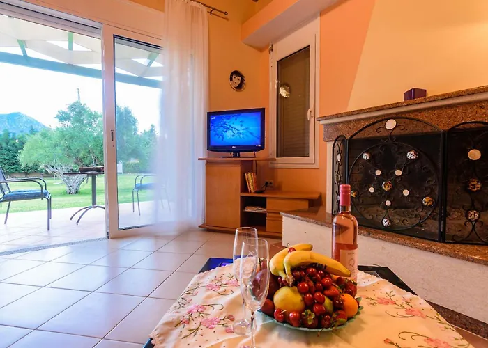 Terpsi - Garden Retreats