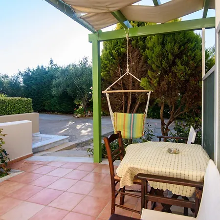 Terpsi - Garden Retreats * Kyparissia