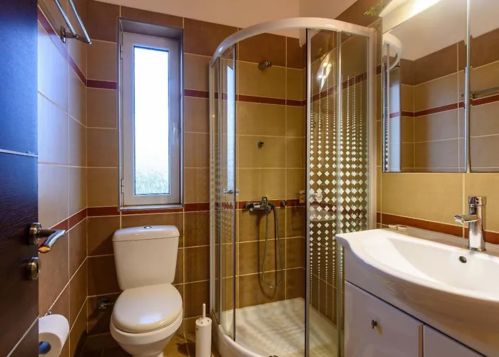 Terpsi - Garden Retreats